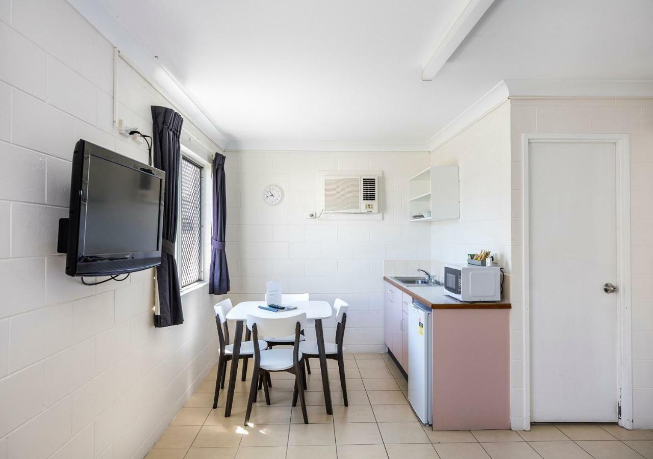 Banjo Paterson Motor Inn Townsville Eksteriør bilde